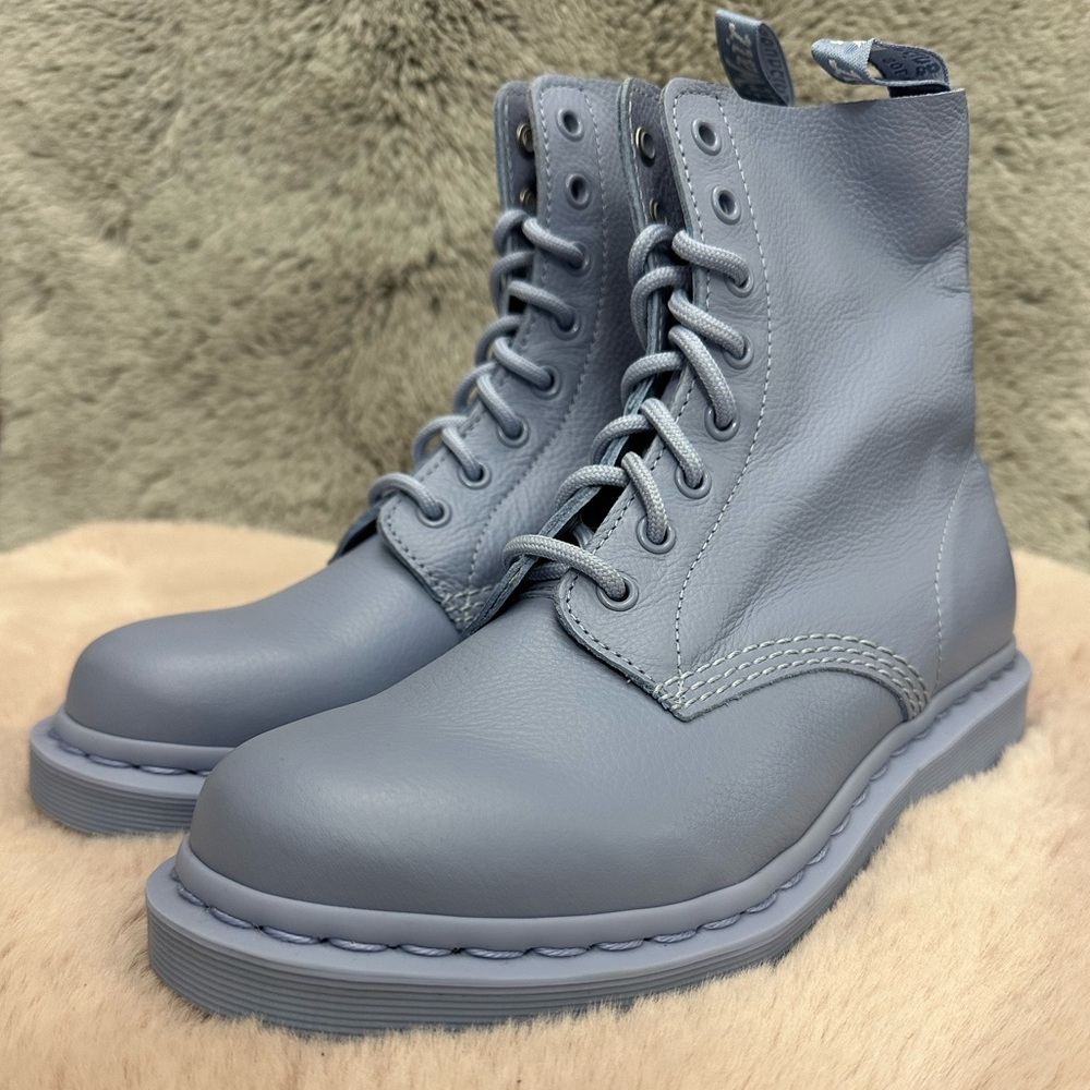 Dr. Martens 1460 Pascal Mono Lace Boots
